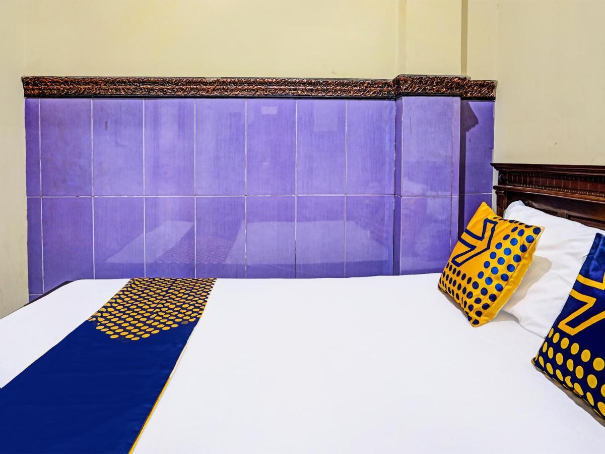 Hotel Spot On 1870 Graha Batu Mulia Exterior foto